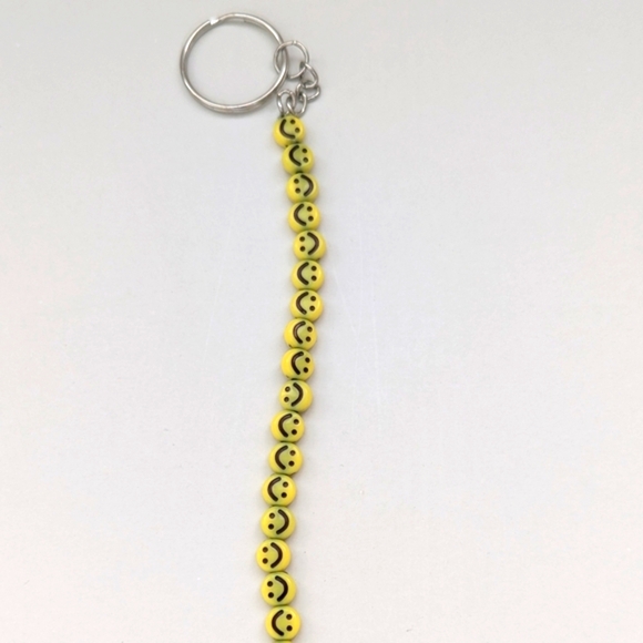 Smiley face key ring - Picture 1 of 2